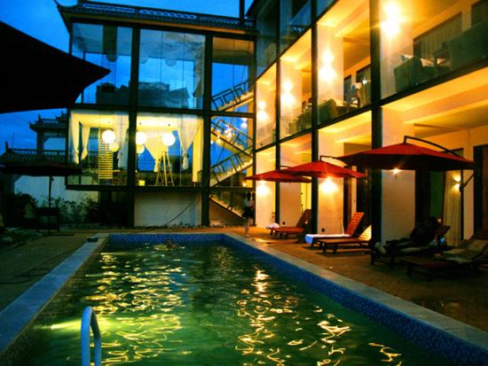 云南大理云起酒店订购力净工业洗衣机发货