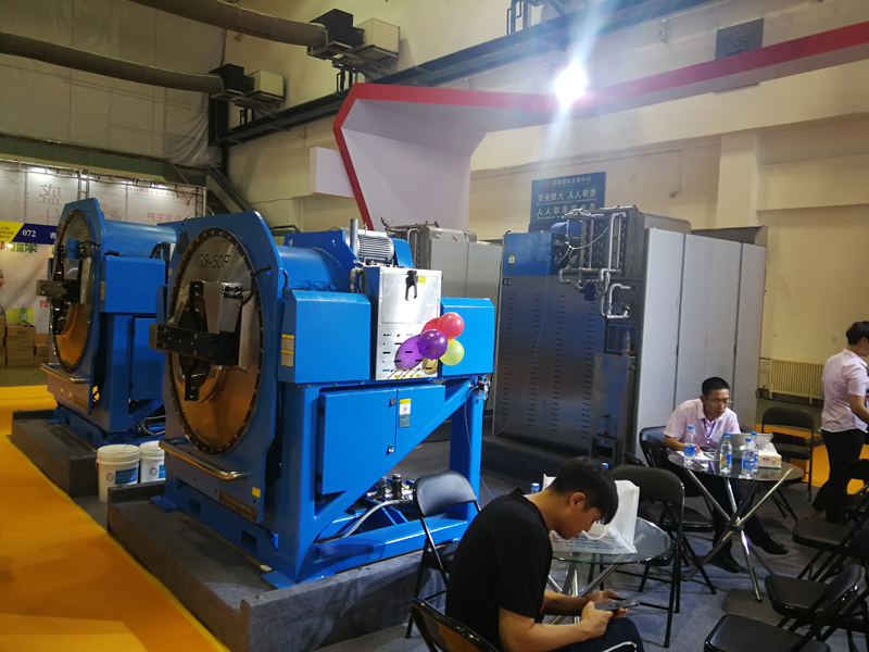 力净工业洗衣机荣登长春酒店用品设备服务展览会