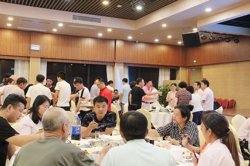 广州市力净洗涤机械有限公司中秋晚会